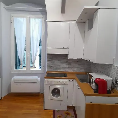 Appartement Corradi73 San Remo